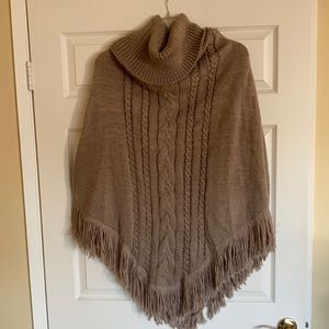 NWT Torrid Poncho
